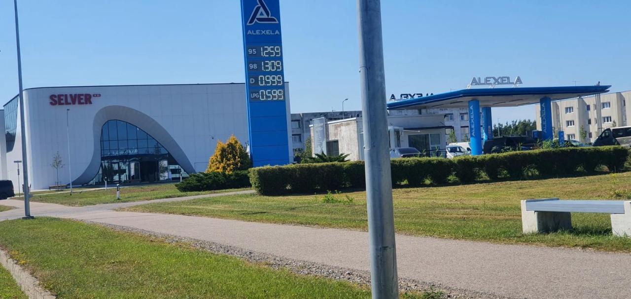 Juuli Apartament Kuressaare Esterno foto
