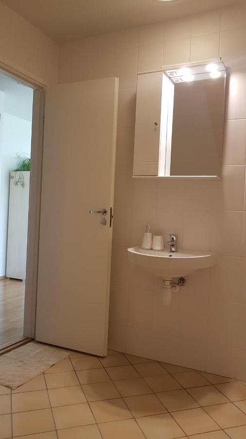 Juuli Apartament Kuressaare Esterno foto