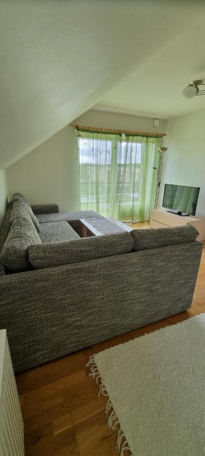 Juuli Apartament Kuressaare Esterno foto