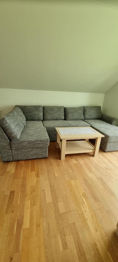 Juuli Apartament Kuressaare Esterno foto