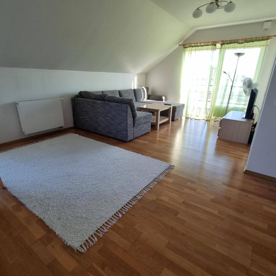 Juuli Apartament Kuressaare Esterno foto