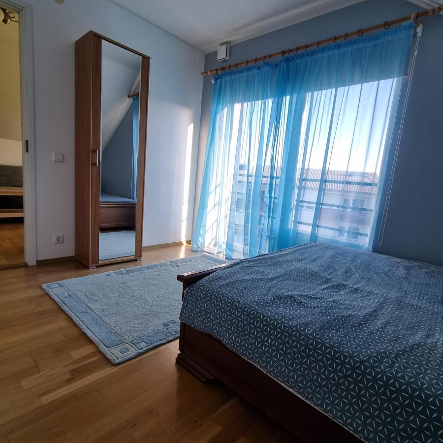 Juuli Apartament Kuressaare Esterno foto