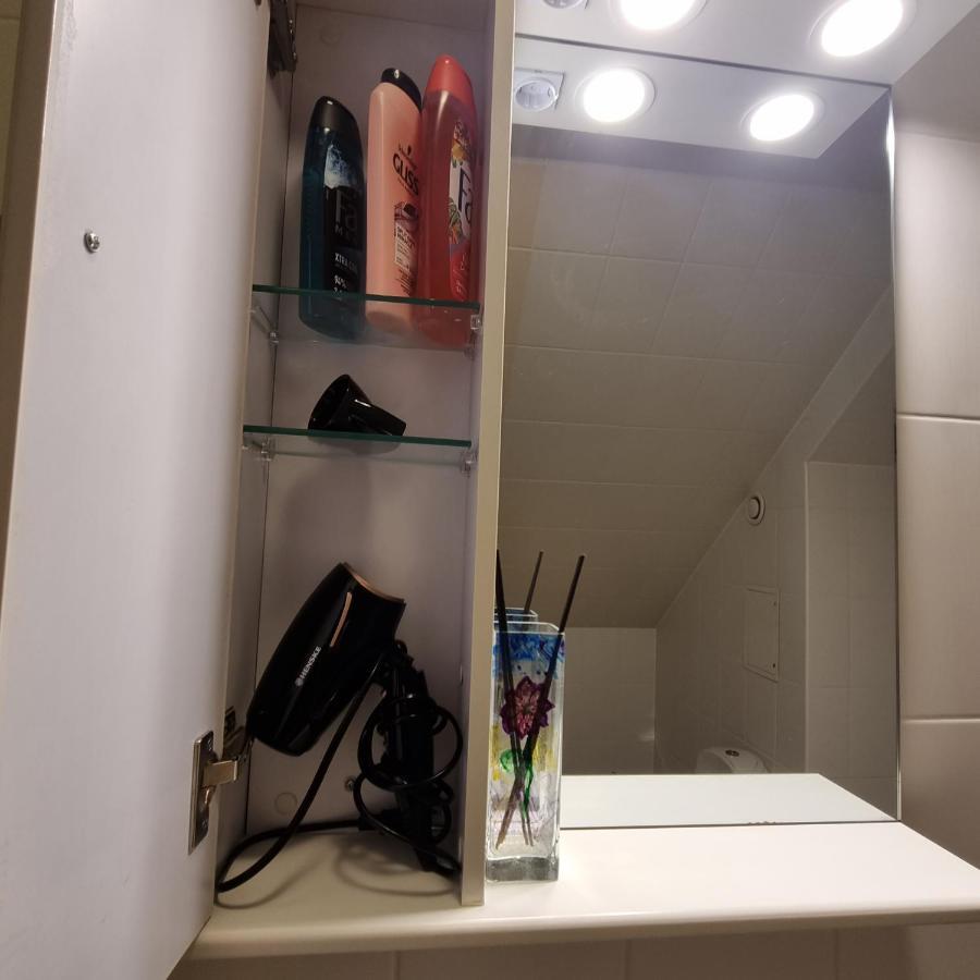 Juuli Apartament Kuressaare Esterno foto